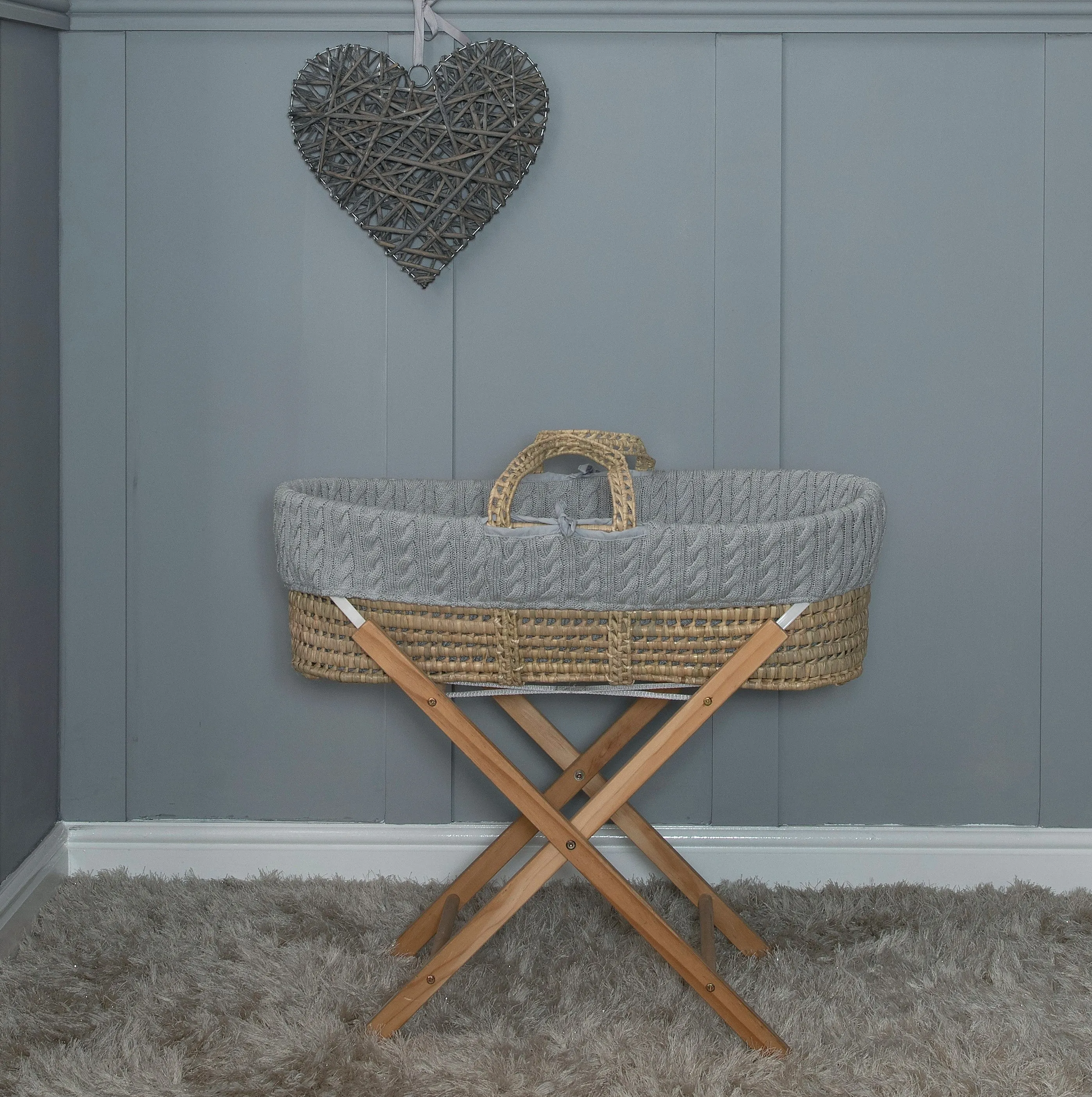 Cuddles Collection Pure Baby Cable Knit Palm Basket and Folding Stand Grey