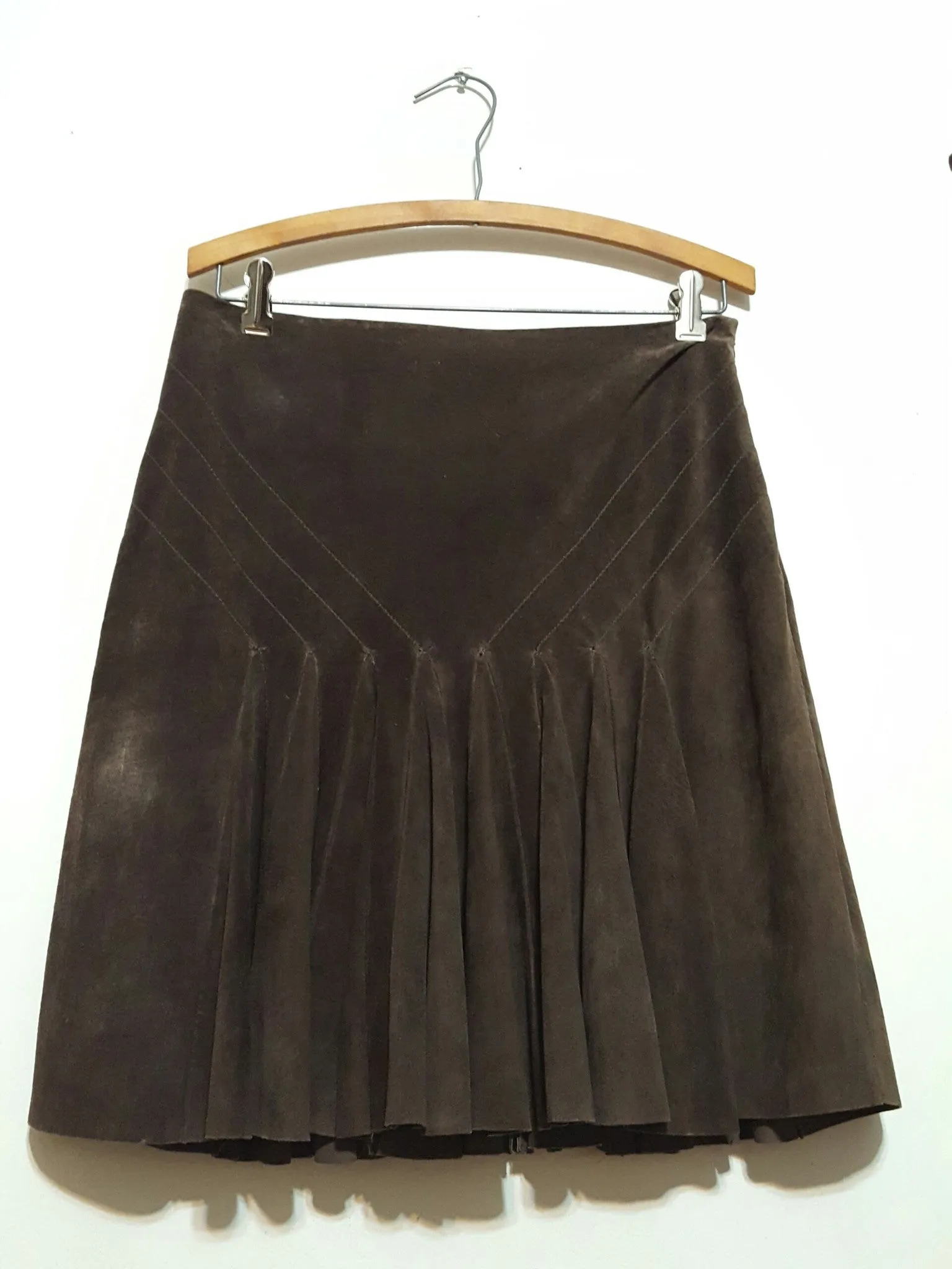 DVF Suede Pleated Mini sz. 8